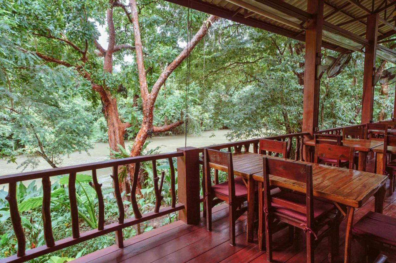 Khao Sok Riverside Cottages Khao Sok National Park Exteriör bild