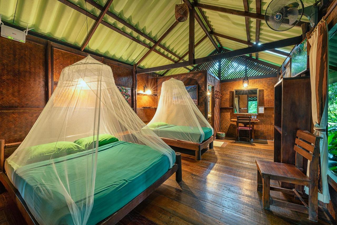 Khao Sok Riverside Cottages Khao Sok National Park Exteriör bild