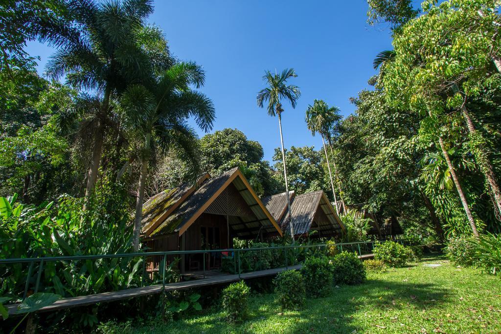 Khao Sok Riverside Cottages Khao Sok National Park Exteriör bild