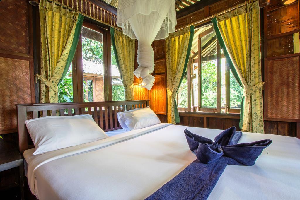 Khao Sok Riverside Cottages Khao Sok National Park Exteriör bild